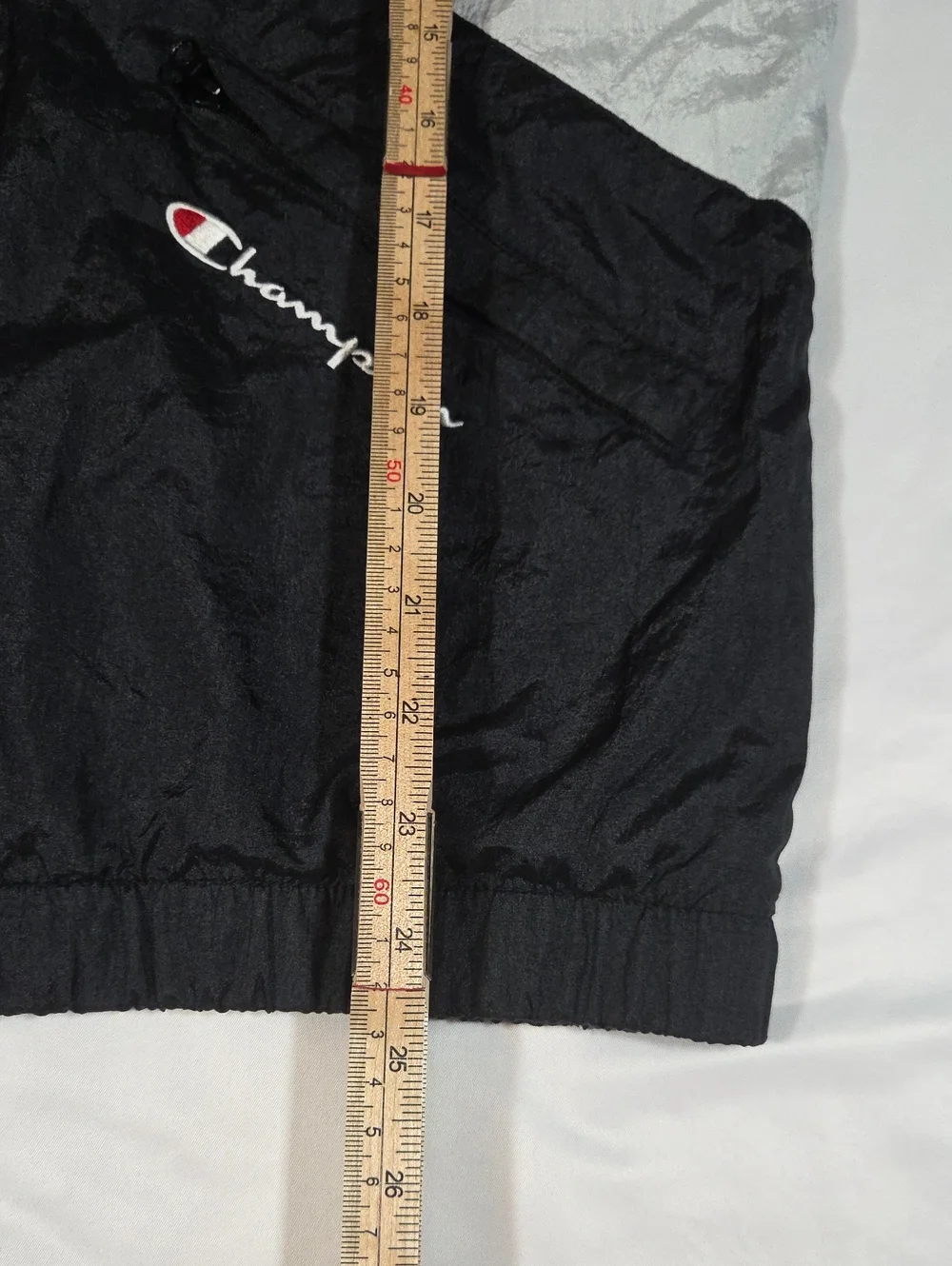 Champion Brand Full Zip Windbreaker Men's Small Black/Silver